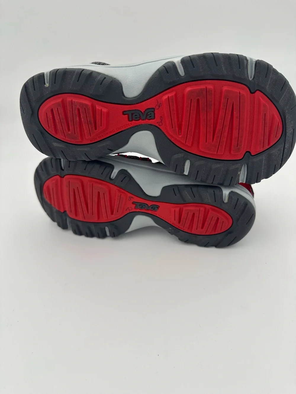 TEVA Manatee Red Children’s Sandals Size 13 Water and Hiking Shoes